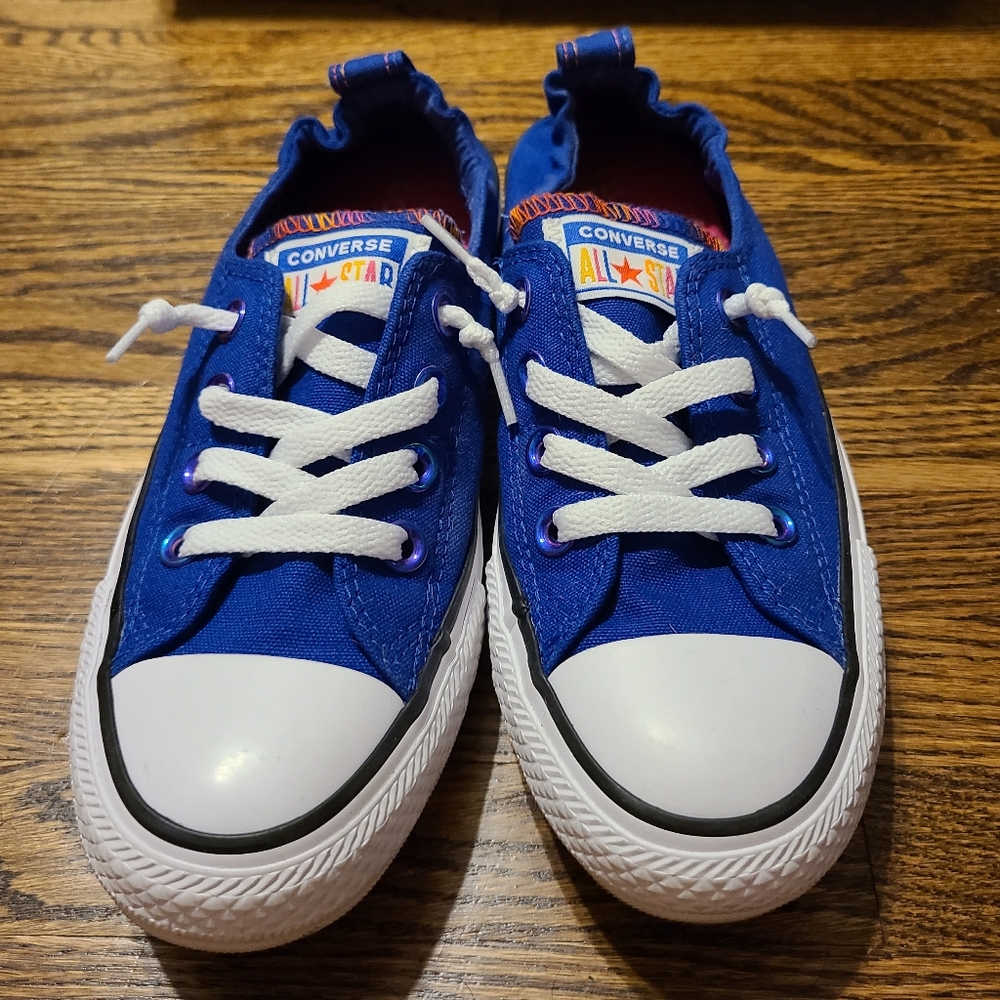 Women's size 7 Royal Blue Converse